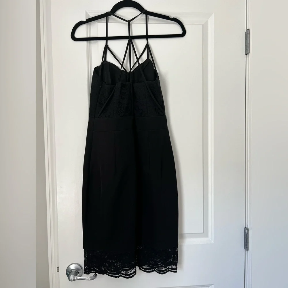 Express Black Keyhole Dress - Picture 2 of 6